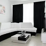 Cheerful Home! * Sarandë