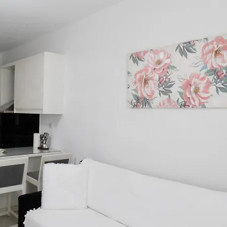 Cheerful Home! * Saranda