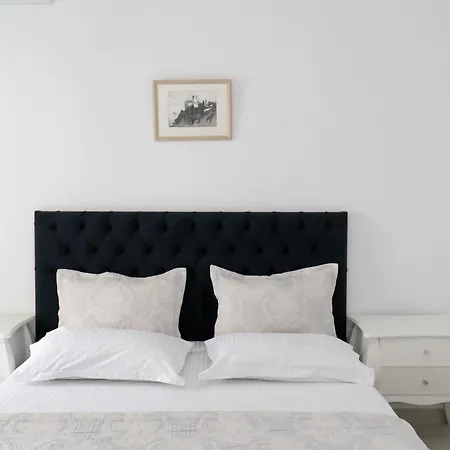 Cheerful Home! Apartman *