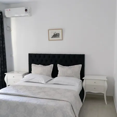 Apartman Cheerful Home! Saranda