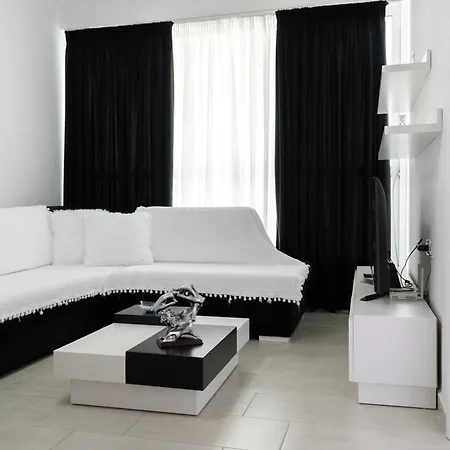 Cheerful Home! *